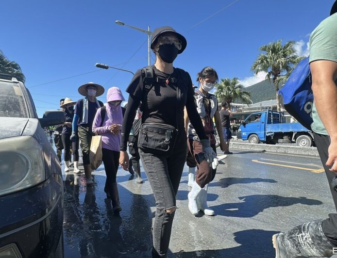 「鏟子超人」傳發燒腹瀉　衛福部長喊話別逞強：現場多為2類患者