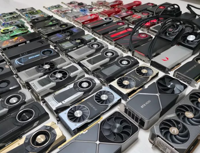 玩家晒显卡收藏:近 30 年英伟达、AMD 旗舰全集齐
