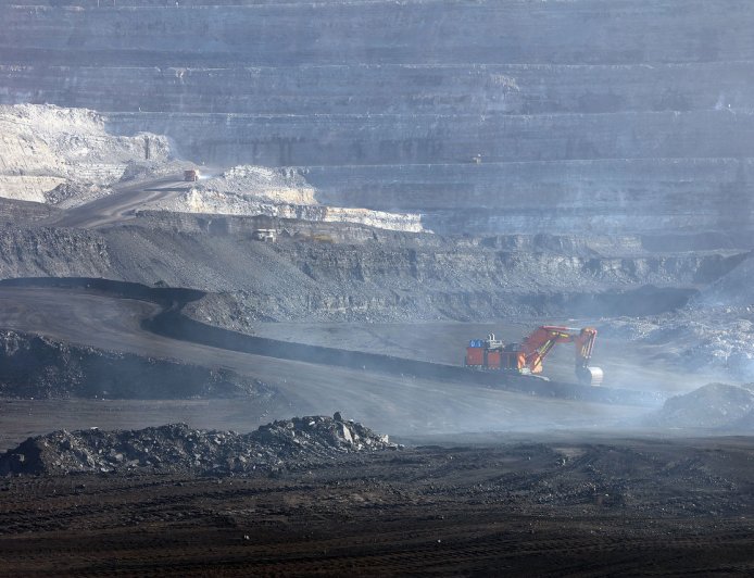 中稀土政策闢新路！與馬來西亞談精煉廠合作　罕見有望技術轉讓