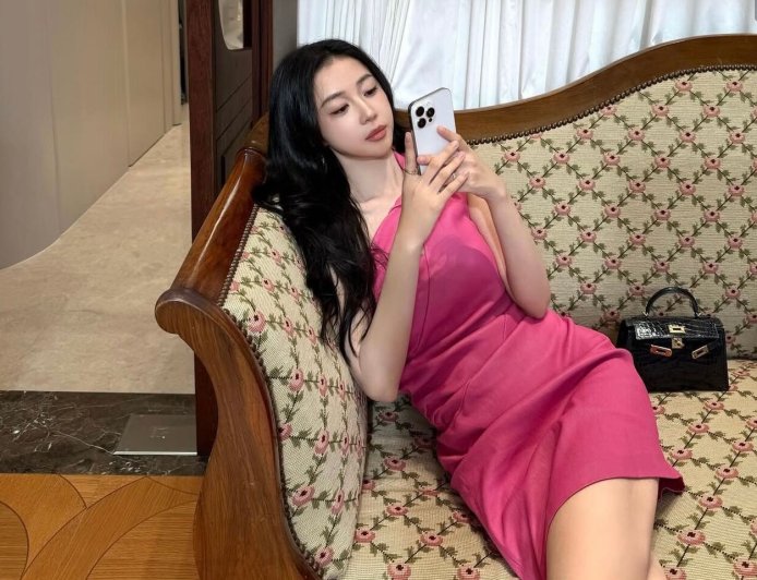 潘瑋柏嬌妻愛馬仕包色收藏　名牌包與泳裝照齊吸睛