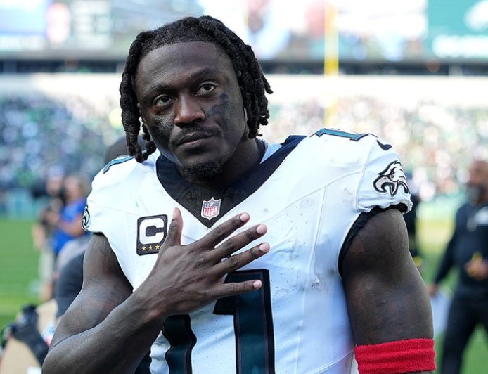 A.J. Brown explains cryptic social media post after Eagles win over Bucs: 'I let my frustrations boil over'