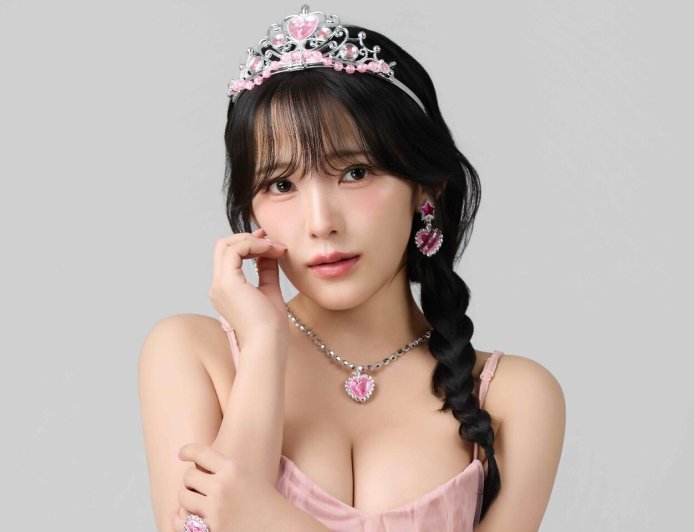 東洋I級乳神遭壓胸震撼畫面外流 寫真集18禁羞喊:期待吧?