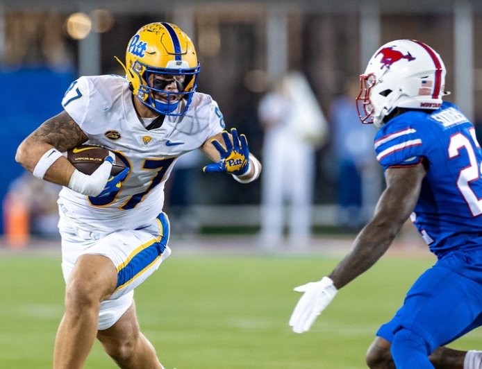 Pitt football players lead ‘Pitt for Jesus’ event as dozens are baptized