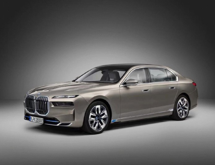 ALPINA 新设计主管称将推“令人兴奋的”车型，消息称基于宝马 7 系及 X7