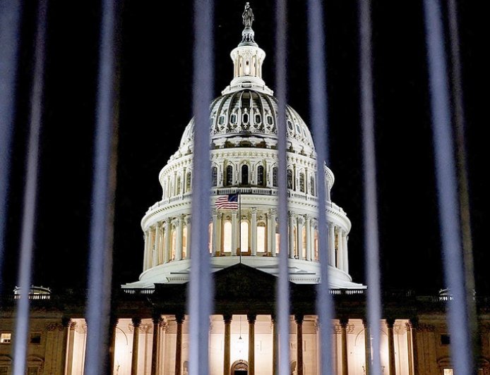 A dizzying ride on the Hill: Lawmakers debate in circles as shutdown enters week two