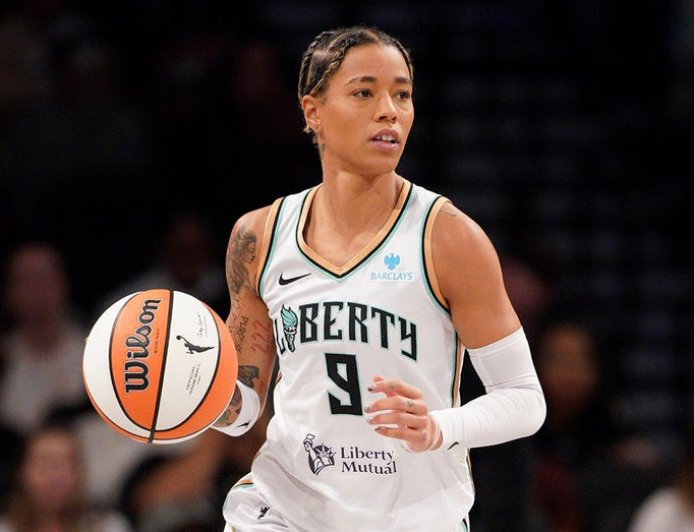 Natasha Cloud warns against WNBA's declining activism edge, recalls pivotal 2020 season: 'We saved democracy'
