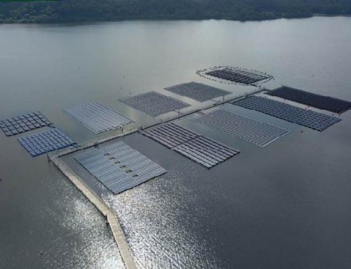英國、新加坡水庫放太陽能電板超過8年　水庫放發電板非台灣獨有