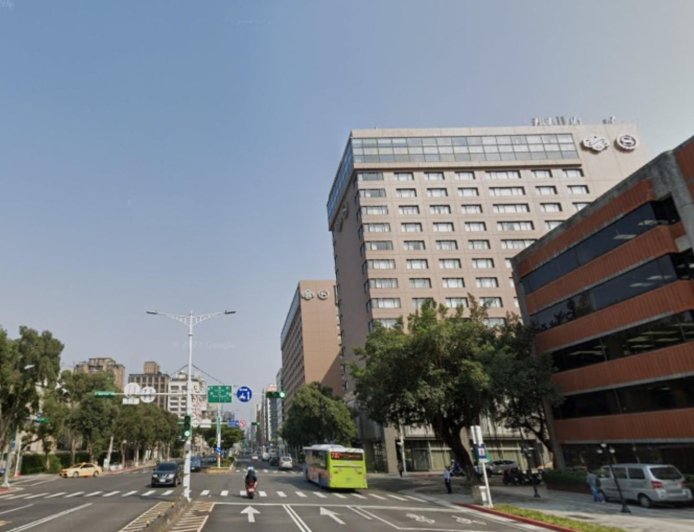 「大圈仔」朱國榮在成為通緝犯前一天　在大飯店的三溫暖遇上了離奇的事情