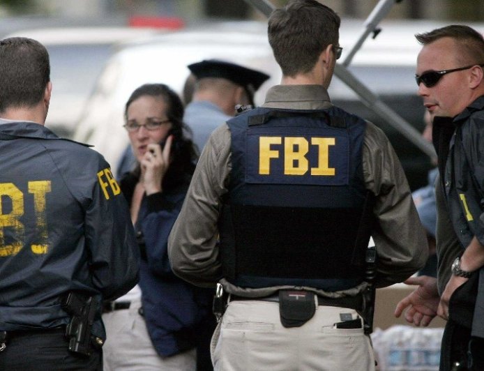 FBI解雇“不忠诚者” 超3000名特工执法移民事务