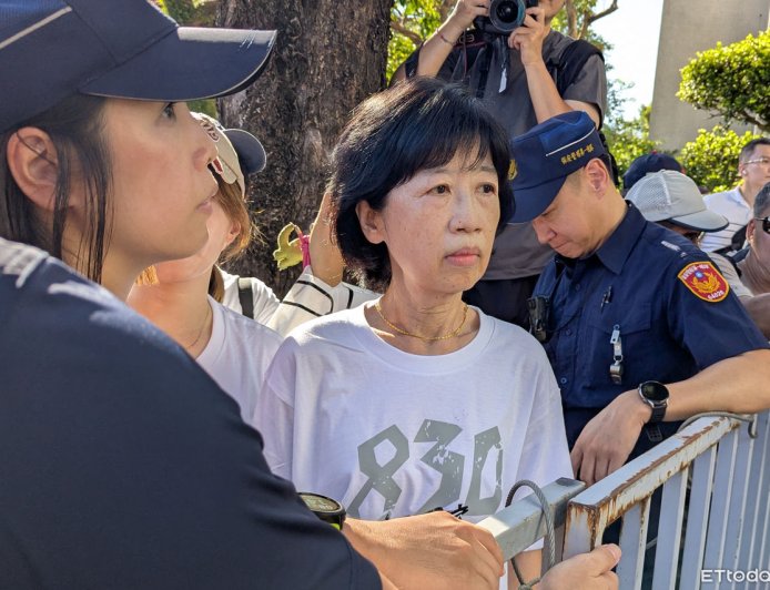 曝柯文哲海邊拜廟監控中心即來電 陳佩琪:我們壓力很大