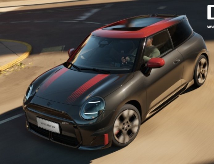 新款电动 MINI JCW 上市:续航提升至 468 公里,限时礼遇价 22.48 万元