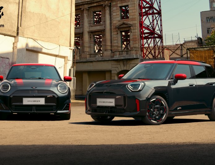 限时礼遇价 23.99 万元、续航增至 451 公里,新款电动 MINI JCW ACEMAN 上市