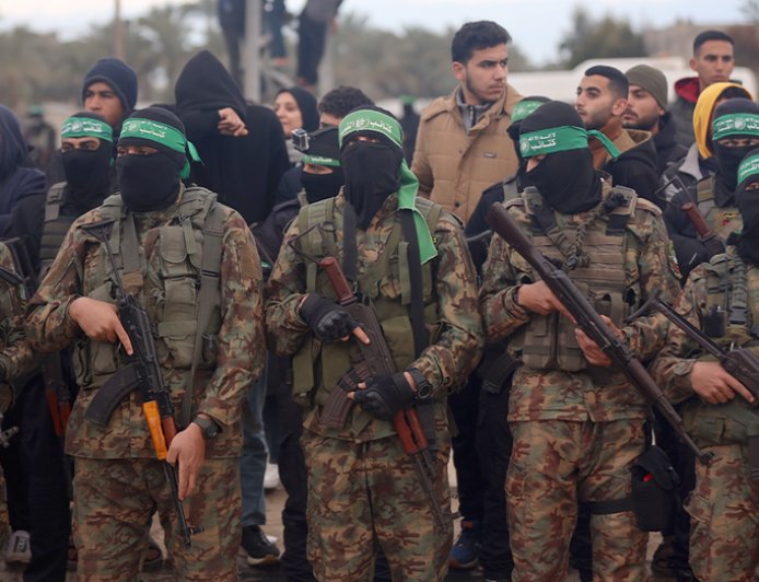 Dozens killed in Gaza as violence erupts between Hamas and armed clans