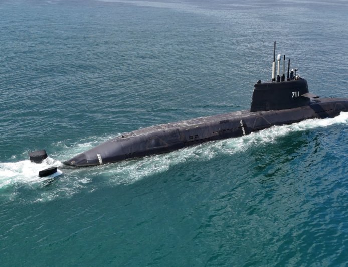 顧立雄坦承海鯤號11月交艦「很大挑戰」　後續艦已先發包