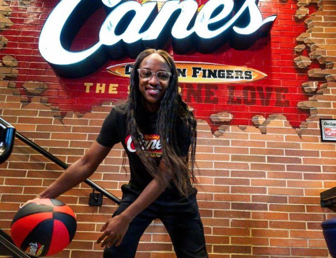 Aces Star Jackie Young Trades Baskets For Box Combos In Vegas Celebration