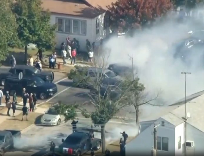 Illegal immigrants arrested after ramming Border Patrol in Chicago amid violent clash with protesters