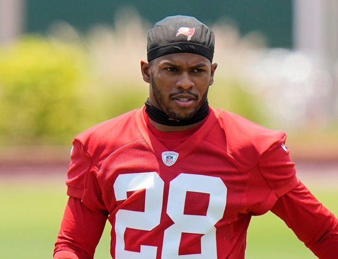 Shilo Sanders' pregame impersonation of brother Shedeur Sanders turns heads