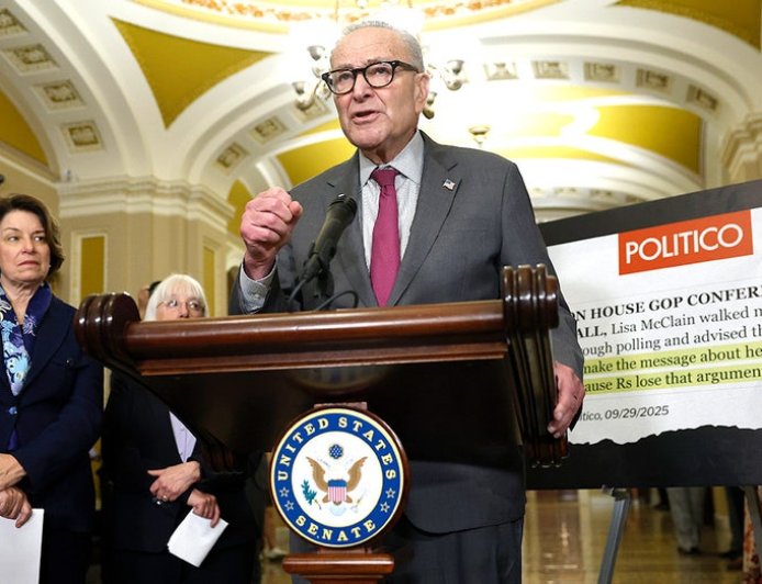 Trump blasts 'weakened' Schumer as Democrats again block GOP effort to reopen government