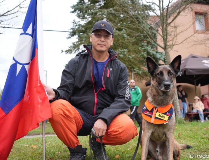 同島一命!新北消防結束11天花蓮救災 搜救犬將接力人道搜救