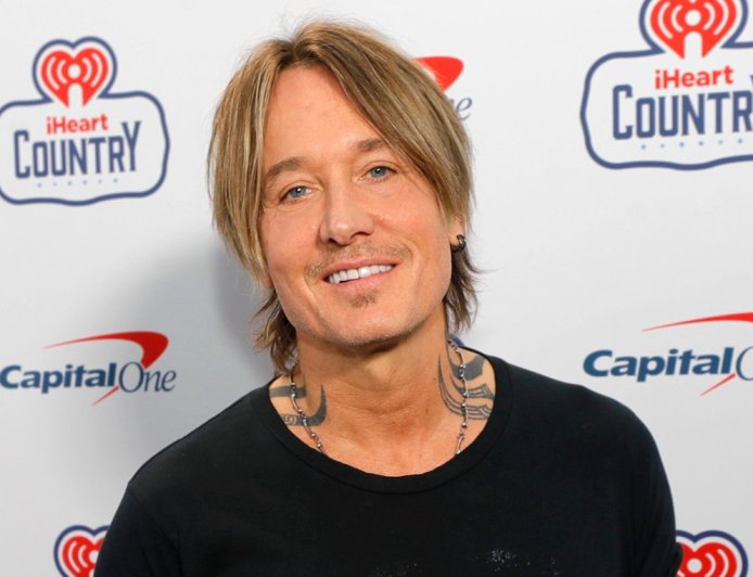 Keith Urban Reacts to Fan Telling Him Her Name Is 'Nicole'