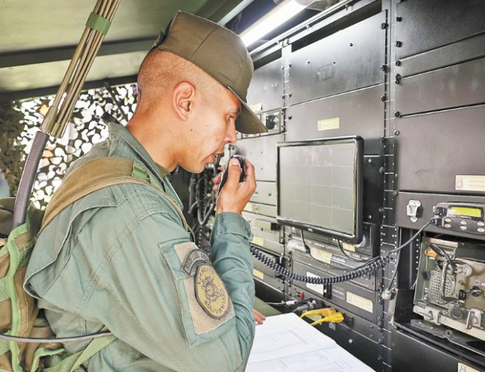 特朗普授权CIA在委秘密行动 配合大规模作战