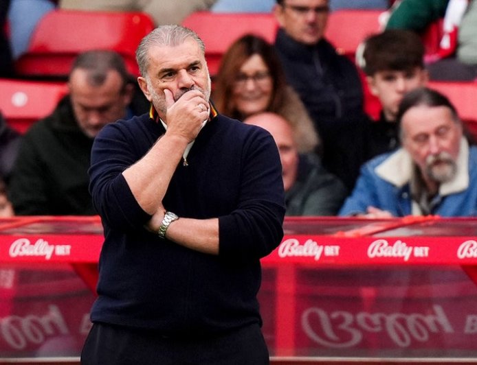 Premier League boss sacked minutes after latest loss, ending brief and winless tenure with Nottingham Forest