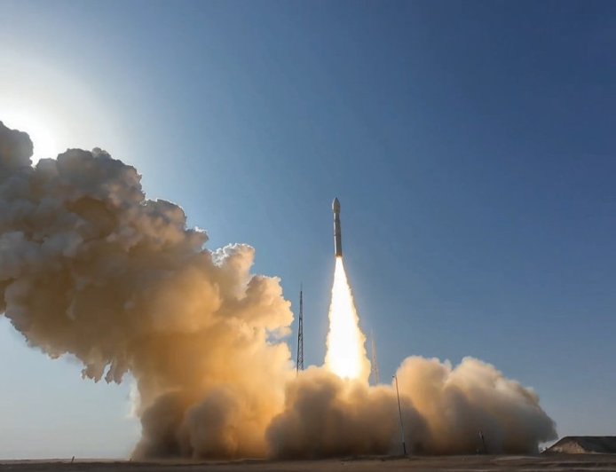 一箭三星！力箭一号遥八运载火箭发射成功