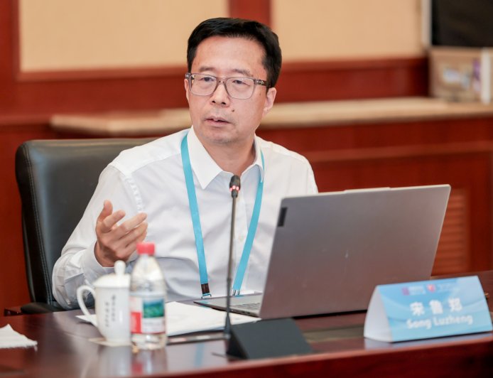 如何让世界相信中国崛起会带来和平？