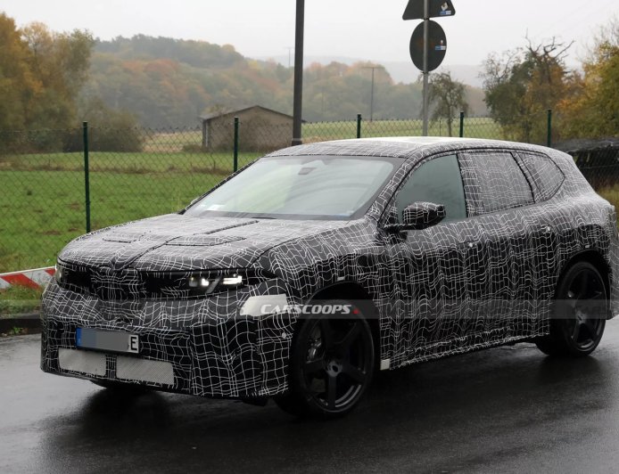 宝马新世代 iX3 M 谍照曝光，消息称将推至少两种不同性能车型