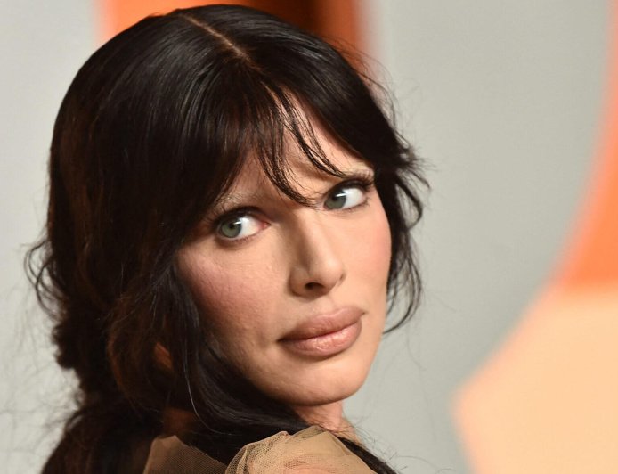 Julia Fox's Defense Of Jackie Kennedy Halloween Costume Intensifies Backlash