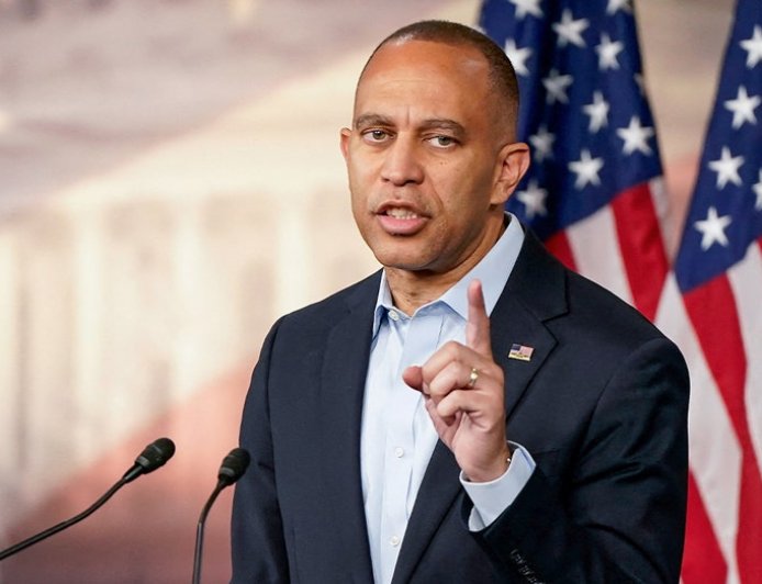 House military vets rip Jeffries for dodging question on pay during shutdown: ‘Insult to Americans'
