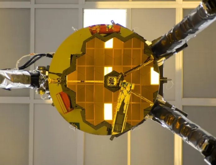 悉尼团队在地球敲代码，成功修复 NASA 百亿美元韦布望远镜