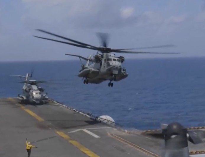 集结大量兵力，美国真要对委内瑞拉动武？