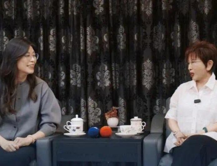 洪秀柱当面点出台海关键，郑丽文已接收信号，赖清德又自讨没趣了