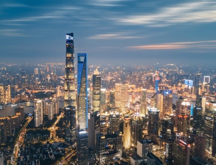 上海楼市“银十”平稳收官：豪宅霸榜新房成交，二手房继续“以价换量”