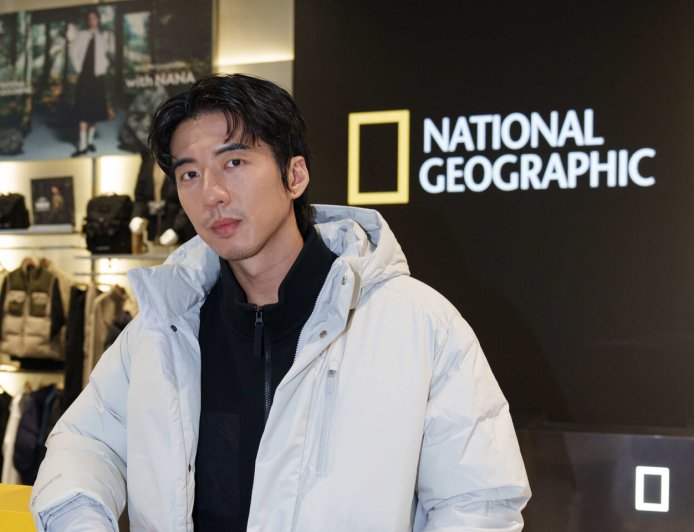 傅孟柏《回魂計》大秀肌肉「今天終於穿很多」　國家地理服飾羽絨衣暖到流汗