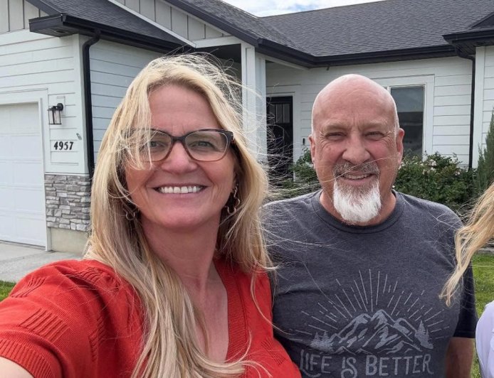 Christine Brown's Husband David Says Polygamy ‘Mentally Damaged’ His Sister