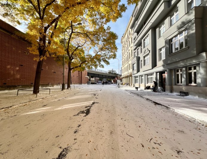 新《生化危机》电影拍摄现场照曝光，2026 年 9 月 18 日北美上映