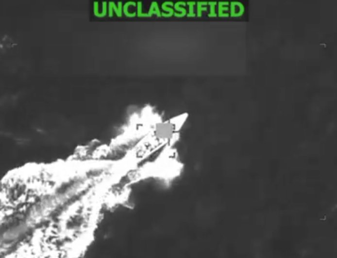 美军在加勒比海再次袭击一艘船只，造成3人死亡