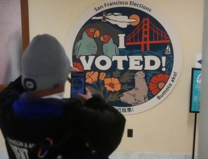 特朗普声称加州选举被操纵了，其说法是否正确？