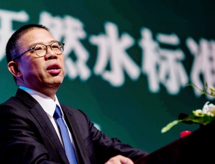 钟睒睒五度登顶福布斯中国内地富豪榜，泡泡玛特王宁身家涨幅最大