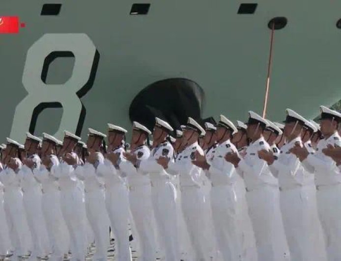 央视官宣！福建舰单日最大弹射250架次，超越美国11艘现役航母？