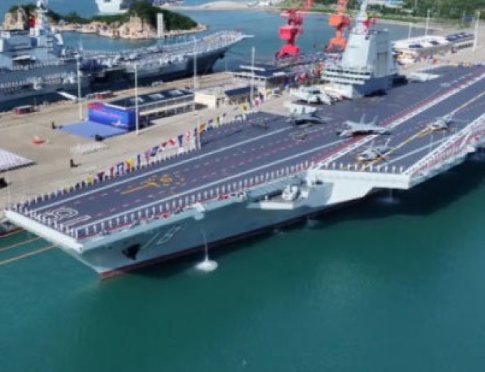 福建舰正式入列，专家解读：标志着中国海军能力的“三个飞跃”