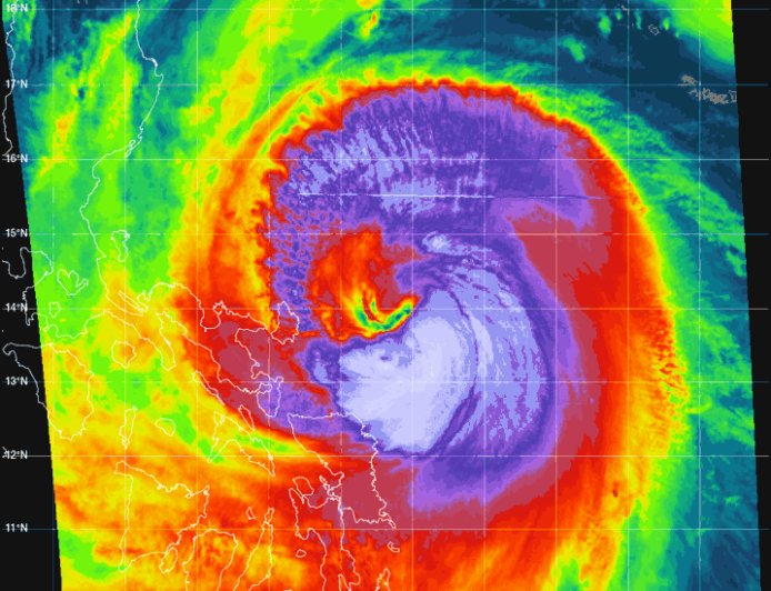 鳳凰「今將變強颱」達顛峰　最快發海陸警報時間曝