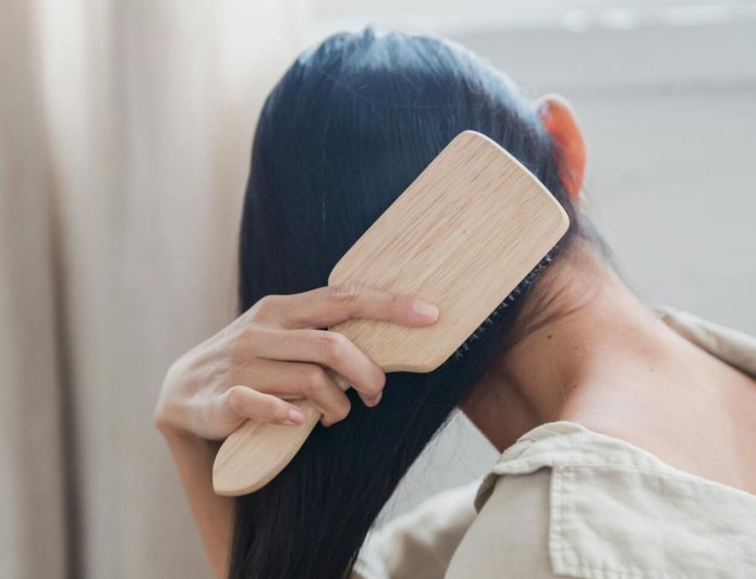 每天梳頭好處多！減少落髮更有效改善手腳冰冷