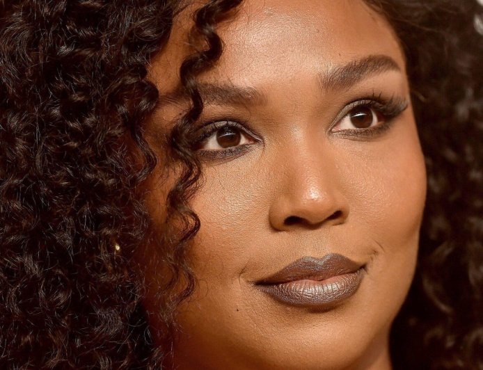 Lizzo Stuns Fans With Jaw-Dropping Transformation At Baby2Baby Gala