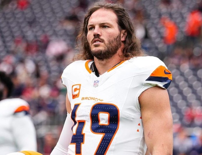 Broncos captain Alex Singleton reveals he had testicular cancer surgery day after playing Raiders game