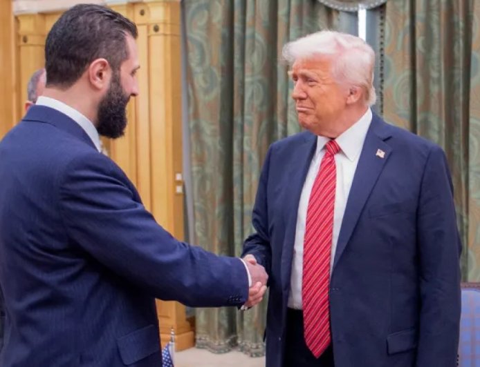 特朗普与叙利亚总统沙拉在白宫举行“历史性”会晤