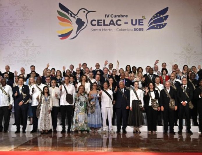 欧洲和拉丁美洲领导人峰会探讨加强合作