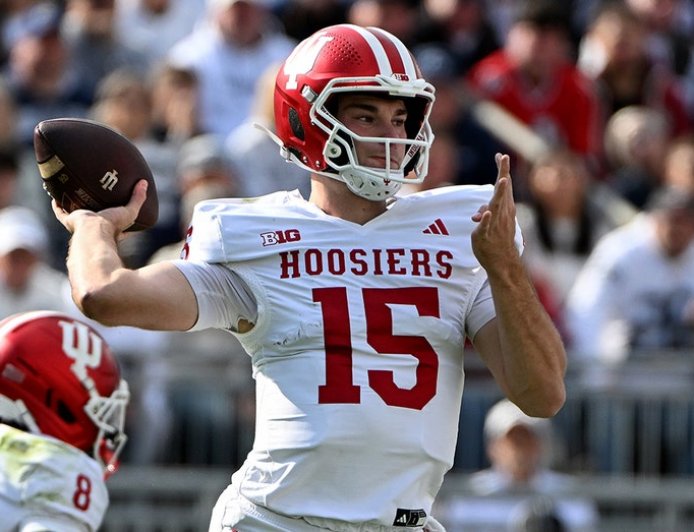 CFP committee explains keeping Indiana at No. 2 after close call vs Penn State in latest rankings